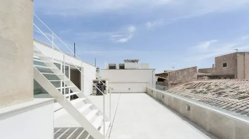 Elegant modernized Palace in the heart of Old Town Elegant modernized Palace in the heart of Old Town